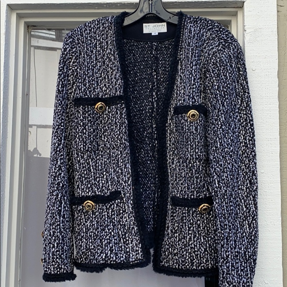 St. John black and white Blazer Sz 10